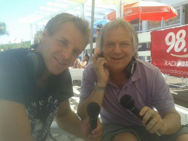 lavozmdq's tweet photo. Agradecemos la presencia de @RusoRodriguez que estuvo presente en el #BalnearioAtlantis21 junto a @jorgejaskilioff http://t.co/N3K7PoR9LO