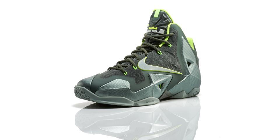 Lebron 11 shop green and grey