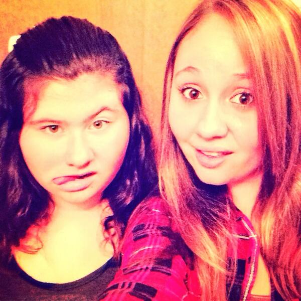 _August12__'s tweet photo. The crazy faces my lil sis and me make!! 😂😂 http://t.co/aB87EpiBz9