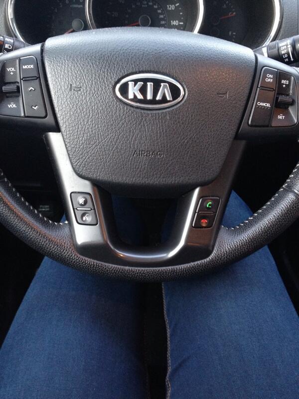 abbs_tills's tweet image. What am I getting myself into here #firsttimedriving