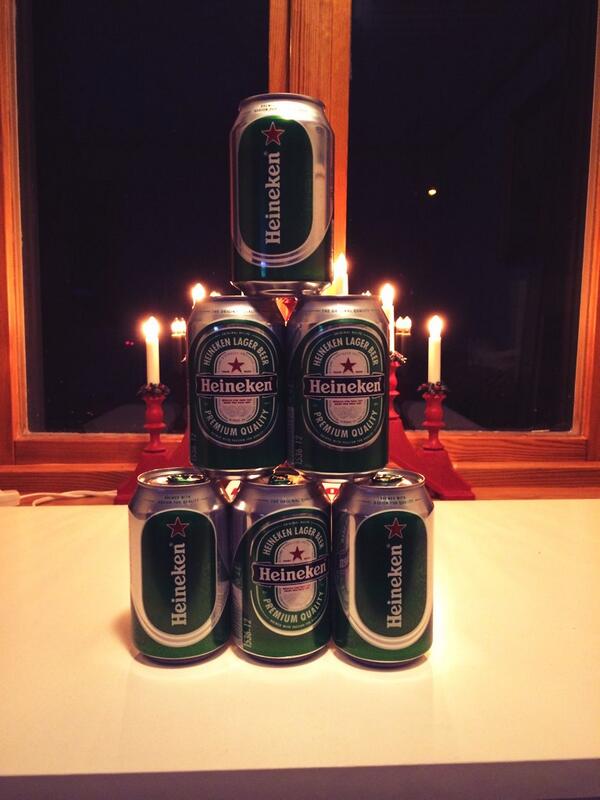 mmannkvist's tweet photo. @Tobbestlund friendship on? #öl #heineken http://t.co/2roLxVsaDu