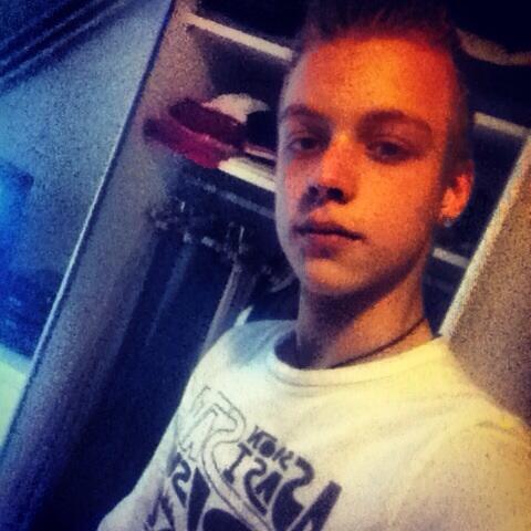 sebas_010__'s tweet photo. Ik :$ http://t.co/Y7RLlbhmjh