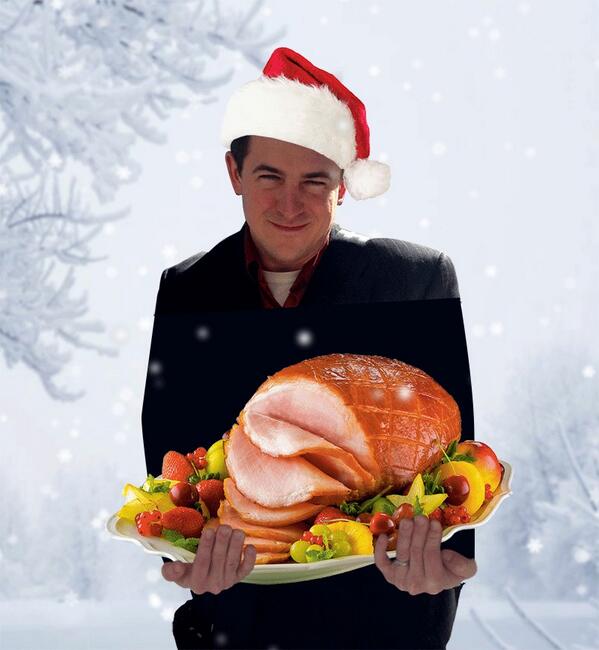 akardell's tweet photo. Reason #1329 you want to work @mobilerealtyapp - our creative director created this for our holiday party invite. http://t.co/bWe3BHnyF9