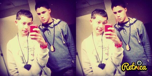 RevesVargas's tweet photo. con este Wee http://t.co/15EMBDkS1Z