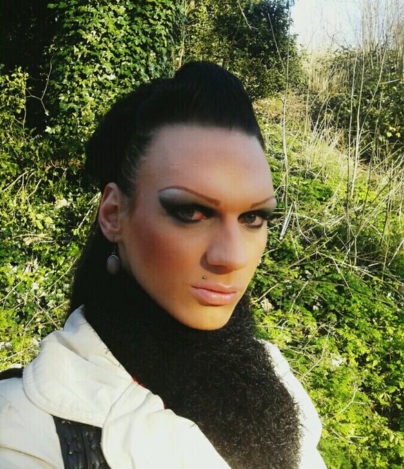 Little walk on a sunny winters day... http://t.co/0z6sp5v85F