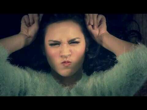YourRaisaIna's tweet photo. #ByeBye #Heart2Heart kak @raisa6690  lucu banget ._. ^^ http://t.co/5rAhAVKHJr