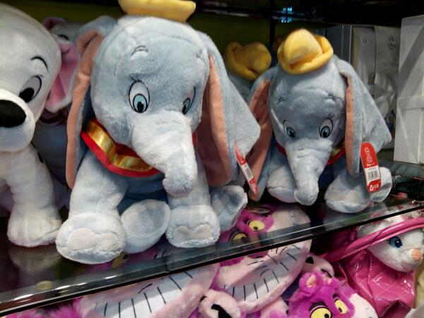 AlbiSweetenSoul's tweet photo. Ayer me llamaron de @ConJdeRadio y les pedí un unicornio a los Reyes Magos.Pero con q me traigan a Dumbo me conformo. http://t.co/M3Zu8kDVmo