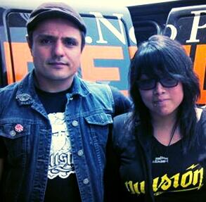 PauMelianHL's tweet photo. #RecuerdosDel2013 por fin me pude tomar fotos (donde salieramos bien) con @AlexLuque :) #HumanosComoTú http://t.co/bJS9RvTSq9