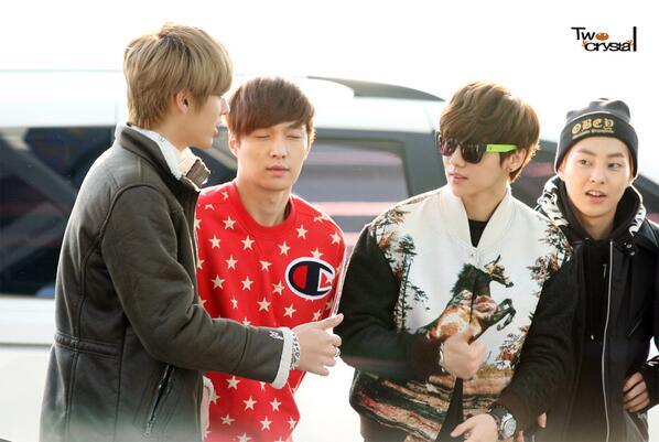 [FANTAKEN] 131231 ICN Airport [62P] Bcy8BBUCMAA0JDu