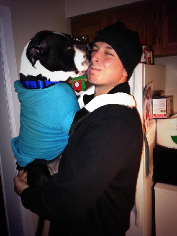 ChelseaNedo's tweet photo. Pitty kisses 😘🐾 @Blevs_Nicholas http://t.co/8OTUIzJGqD