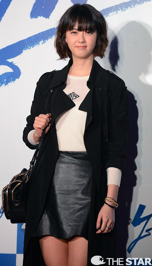 [질문해줘] '응답하라1994' 성나정 역을 맡은 고아라에게 드라마를 보며 궁금했던 점, 스타에게 궁금한 점을 [고아라] 말머리 달고 더스타 트위터로...