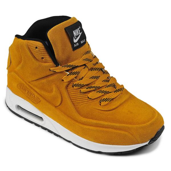 nike_moskwa tweet picture