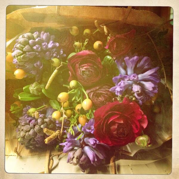 Lorna_May_'s tweet image. @Sheppardstyle thank you for the heavenly flowers. Loved our lunch @acehotel -So good 2see you #HotProjects #ArtTalk