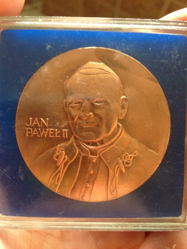 Can-Anybody-Help-Me-Identify-This-Pope-Coin-?