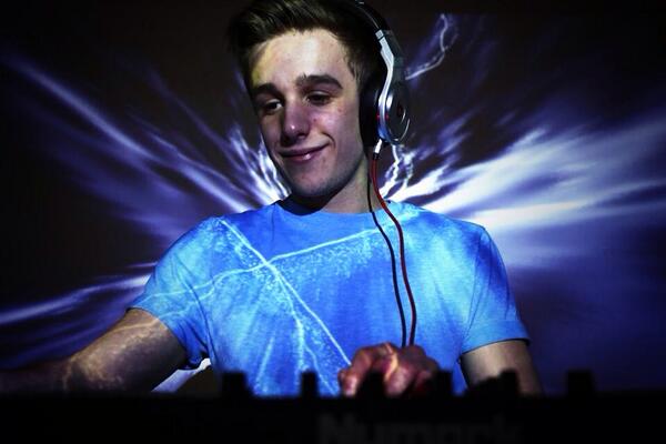 djmattyblakey's tweet photo. Great photo by @FotoMotionFilm @Christweeeet http://t.co/7xCvaXgDaq