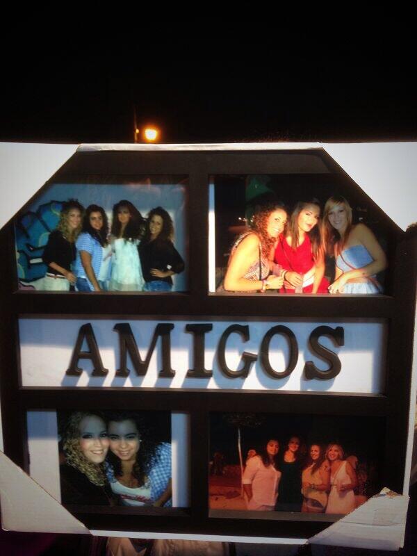 eellii_3's tweet photo. @Jenny_2412 @AmparoDD @CBelen89  sois unicas para mi, vaya sorpreson me disteis!  OS QUIERO ASKEROSAS♥ http://t.co/ihp7P3PpYe