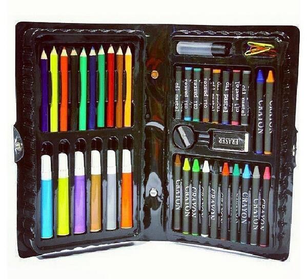 CJiddy's tweet photo. "@bellabubel: OMG yes :'( "@WOWFlashback: Everyone had one of these http://t.co/sXCzopAXHW""