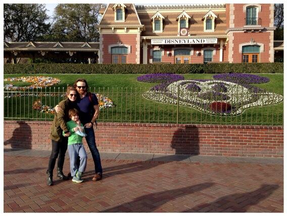 LeighMcG's tweet image. To the person who stole all our luggage, you lose! We came anyway! #BouncingBack #TryingToBePositive