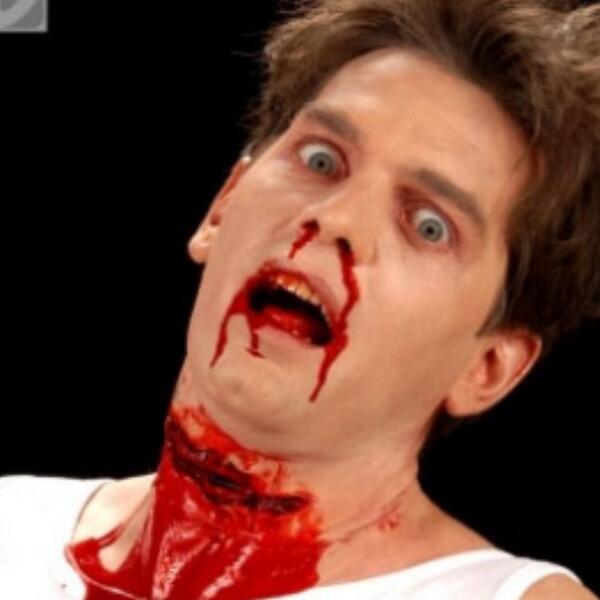 rojomtzgaytan's tweet image. Así me siento en estos momentos pinche garganta déjame en paz no puedo comer, hablar o dormir #enoughforme