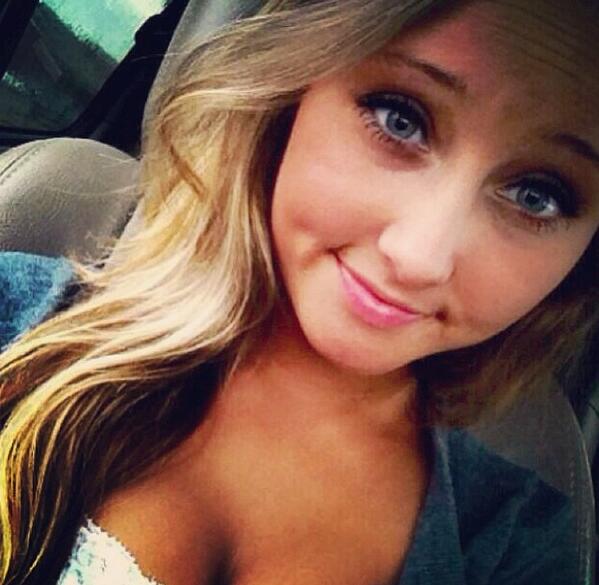 Hamlin_Alexisss's tweet photo. http://t.co/YRSOqLxpbA