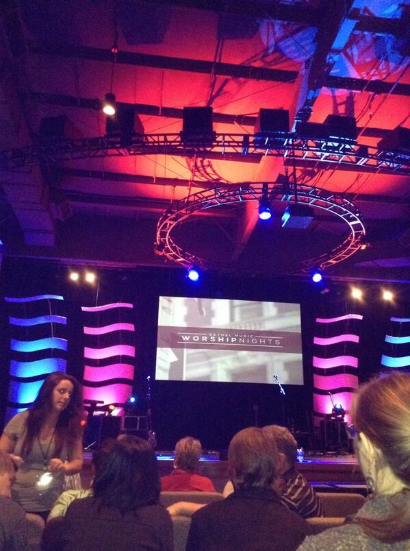 faithrugen's tweet image. Ready to worship! @bethelmusic #lifeaustin #worshipnights