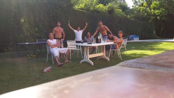Guillotels's tweet photo. El equipo del guty "El patron del pategras" cc @jorgevicente83 http://t.co/JWUrlBYVQM