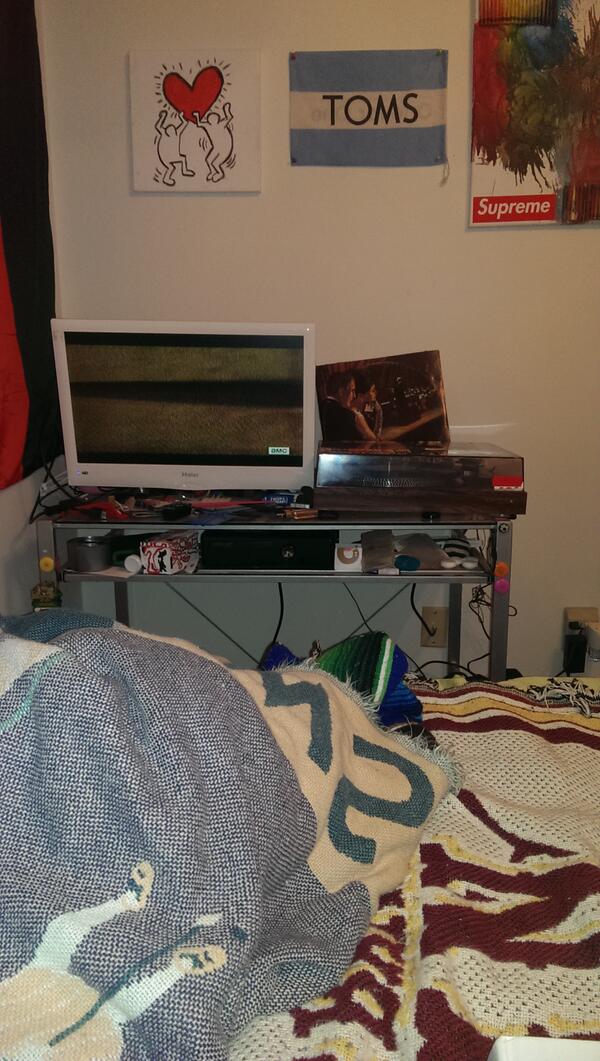 JJeerrppss's tweet image. Happy with this set up. #NewRecordPlayer#