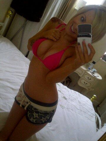 selfshots2013's tweet photo. A Very Cute Babe Selfpicture http://t.co/4yY5caXOyb #selfie #selfshot http://t.co/X5Ap179hzr
