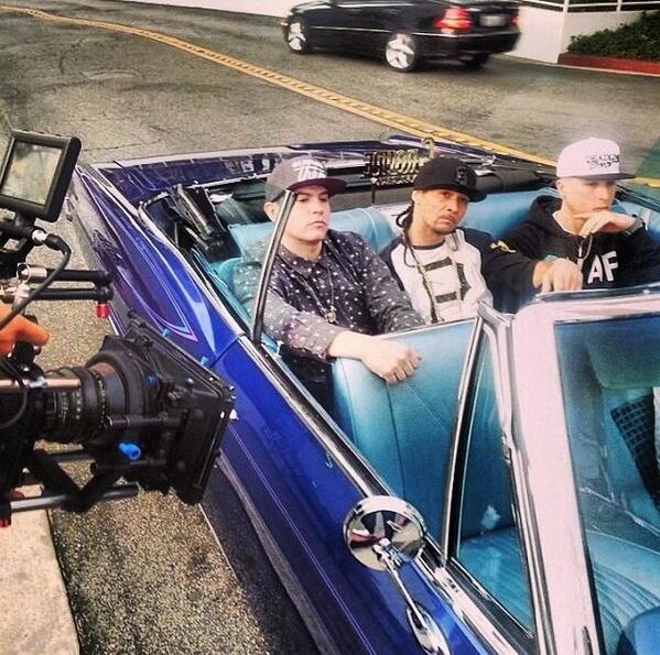 ThisIsBizzyBone's tweet photo. Pic from @THEGOONEEZ video shoot for "Hittin Hard" featuring ya boy!! http://t.co/9iiCPwFKsE