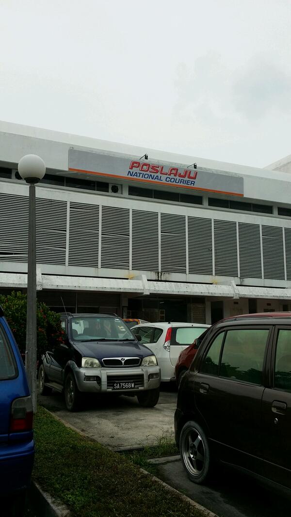 EMWKang's tweet photo. The worst post office http://t.co/29ZPq0OIIG
