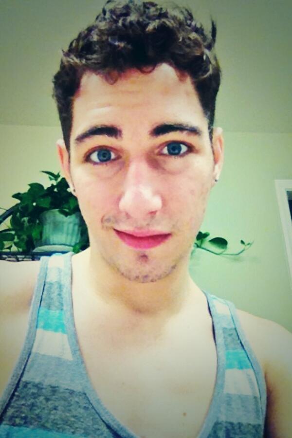 trymeblake's tweet image. 