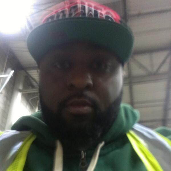 mr_exclusive478's tweet photo. Early morning grinding http://t.co/DCQUE2iVCz