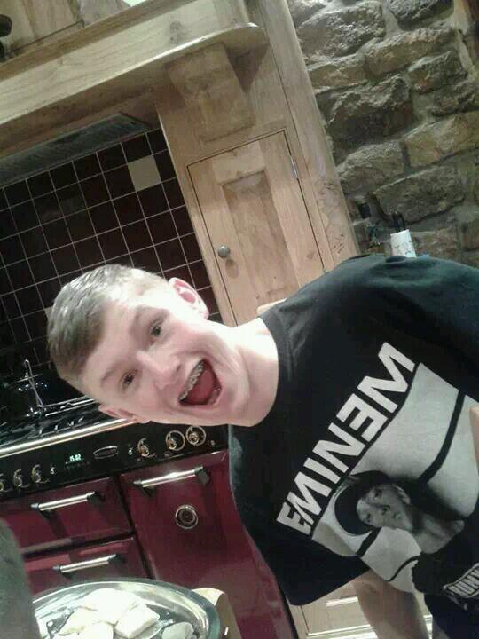 mellymagic86's tweet photo. @Eminem http://t.co/QxanFL0g2Q