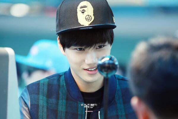 jonginnet's tweet photo. 꽃처럼 어여쁜 종인아, 너의 스물 한 번째 생일을 진심으로 축하해 
http://t.co/79hkriQpyG
#HappyJonginDay #종인아생일축하해 http://t.co/vCj4zrdgfY