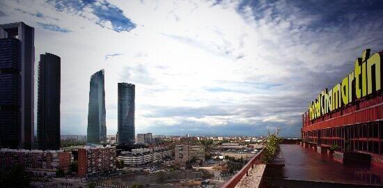 _Paisajes_'s tweet photo. CHAMARTIN #Madrid #Chamartin #Paisajes http://t.co/1HequpMyzy