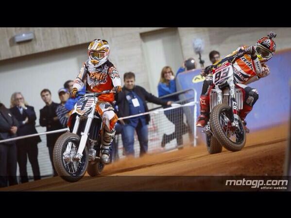 marcmarquez93's tweet photo. Disfrutando con @BradtheBullet Un placer correr contra el mejor en DirtTrack! / A pleausure riding against the best!! http://t.co/ODGOSNY3oW