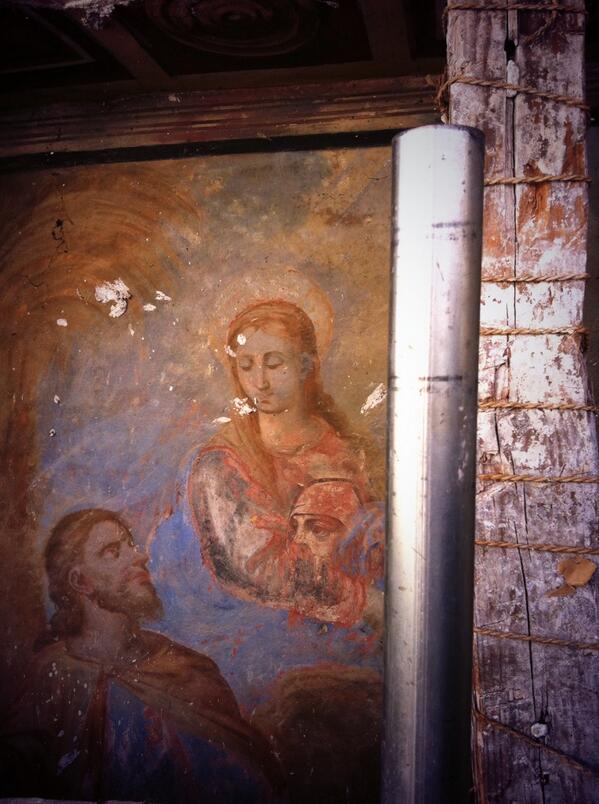 Descubre las pinturas de la fachada del Hospital d la Visitación o del Nuncio Viejo #Toledo #Patrimonio #Imperdible