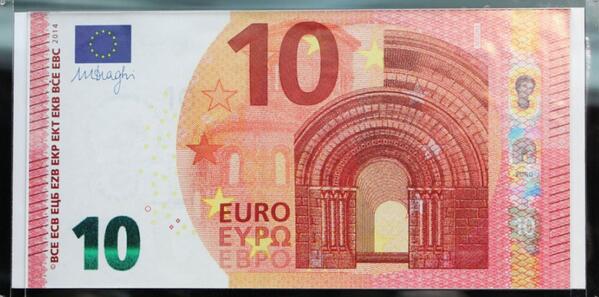 Le_NouvelObs's tweet photo. Bientôt dans nos porte-monnaie : le nouveau billet de 10 € dévoilé >> http://t.co/IJEfopH6WR http://t.co/YQOkJH4WrN