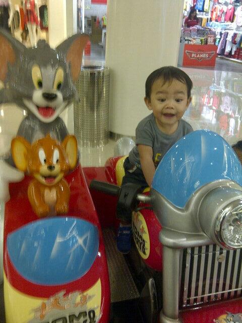 erlin erlna (@e_erlna) on Twitter photo 