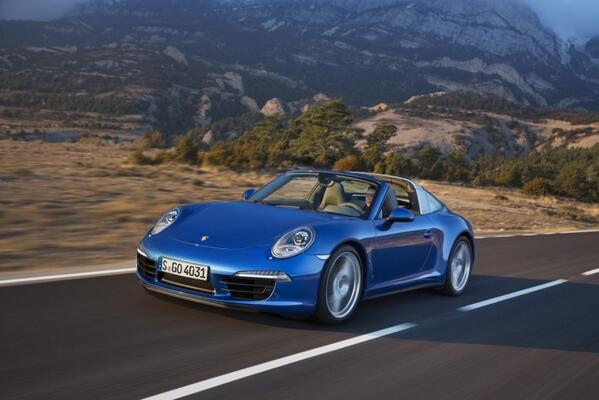 RSMagPorsche's tweet photo. En attendant la présentation à Détroit dans quelques heures. #porsche #Porsche911 #Porsche991 #Targa #Détroit http://t.co/Y1gplVoqCS