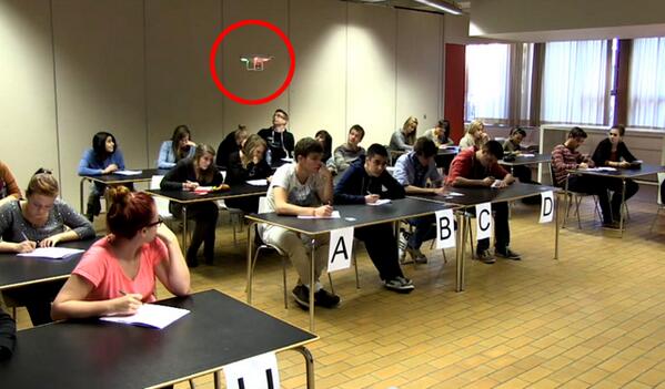 Un drône pour surveiller les étudiants en examen bit.ly/1cdSYue