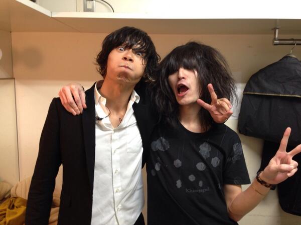 Alexandros 続いてドレスコーズ志磨遼平 さん ありがとうございました 洋平 Http T Co 9o80f8zxbe