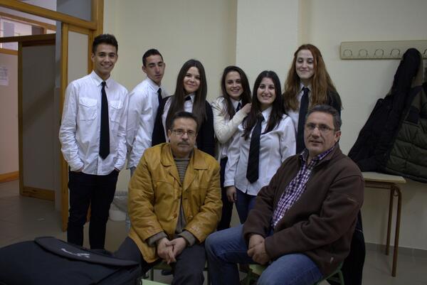 RocioN11's tweet photo. Los chicos de griego and company. @Virginia_SF16 @Carlosestt @Perry_Platypus8 http://t.co/65tweDV1s9