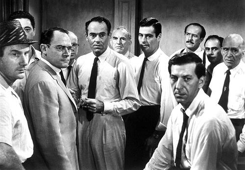 ClassicActors's tweet photo. 12 Angry Men, one of the best movies ever made. A favorite. http://t.co/YCdDrSI5Be