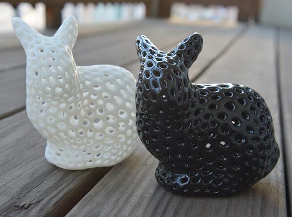 Suqidan's tweet image. The porous bunny in ceramic! #shapeways, #designforfun, #3dprinting #3dprintmygift #porousbunny @shapeways