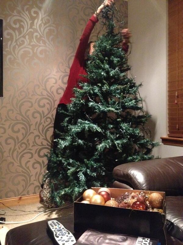 drapes8's tweet photo. @jenna_cooke @tommytremarco3 @SuperMariox we've been bullied Jen!! 🙈😡 http://t.co/VtzcrZ74Mk