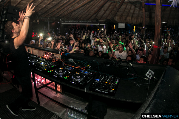 badluckraver's tweet photo. .@feddelegrand at @TheBPMFestival 
Photo Credit: @lazy_suz 
| http://t.co/zJOc65SgOM