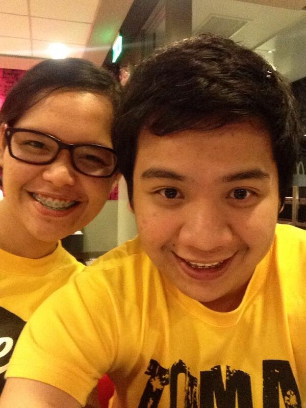 Mattustansya's tweet image. #yellowday #studynight