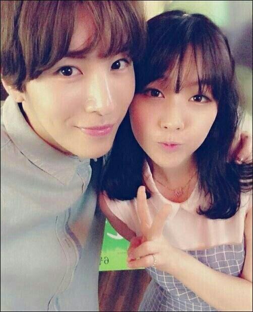 DO_SH_L1's tweet photo. @HSaem_b 저야뭐,아직이죠-여자아이돌에게도 꿀리지않는 그런-?(웃음 http://t.co/1wt0dwFRAC