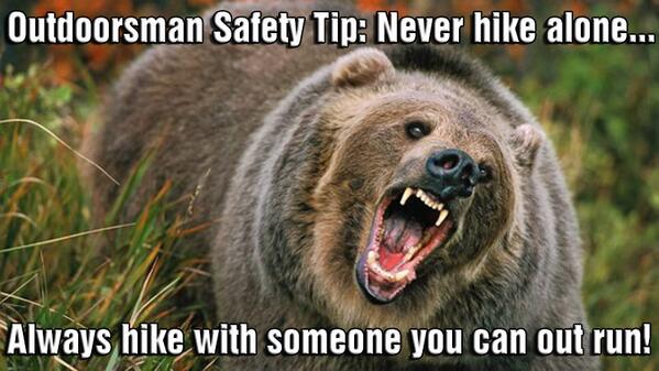 Laughs_4_Free's tweet photo. Outdoors man safety tip. This makes a lot of sense. http://t.co/FmZ9syWnw8